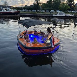 Bubble boat